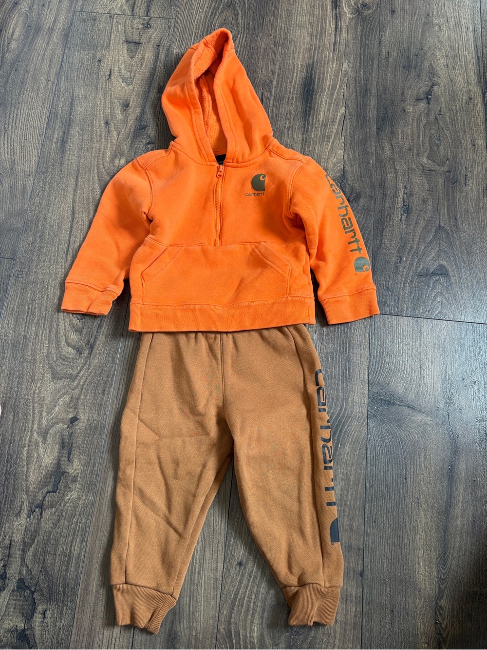 🌴 Carhartt Boys 2T Orange Hoodie & Brown Sweatpants Set